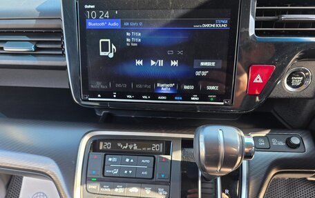 Honda Stepwgn IV, 2020 год, 2 340 000 рублей, 13 фотография