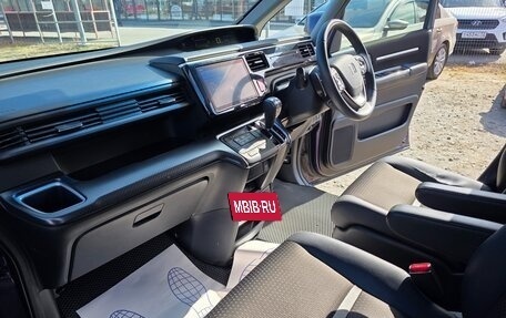 Honda Stepwgn IV, 2020 год, 2 340 000 рублей, 9 фотография