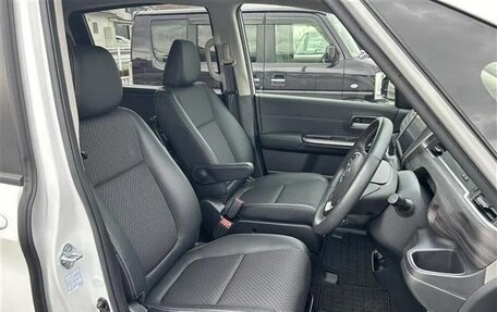 Honda Freed II, 2022 год, 1 366 000 рублей, 7 фотография