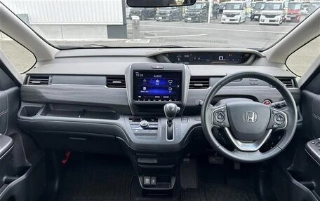 Honda Freed II, 2022 год, 1 366 000 рублей, 8 фотография
