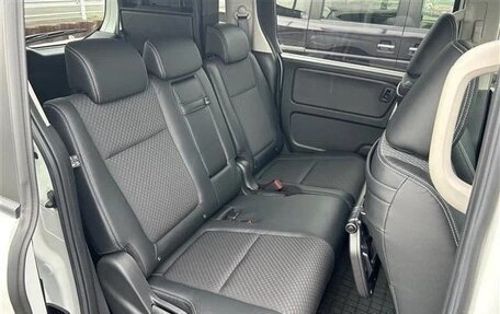 Honda Freed II, 2022 год, 1 366 000 рублей, 19 фотография