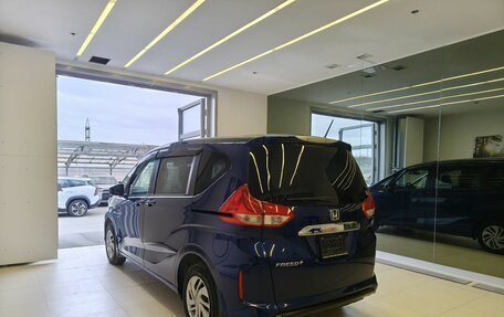 Honda Freed II, 2019 год, 1 712 000 рублей, 5 фотография