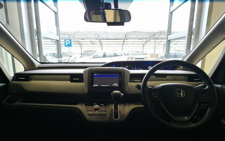 Honda Freed II, 2019 год, 1 712 000 рублей, 7 фотография