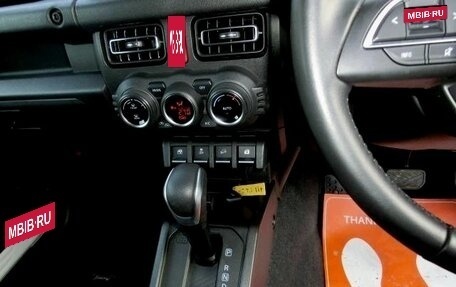 Suzuki Jimny, 2022 год, 1 266 000 рублей, 9 фотография