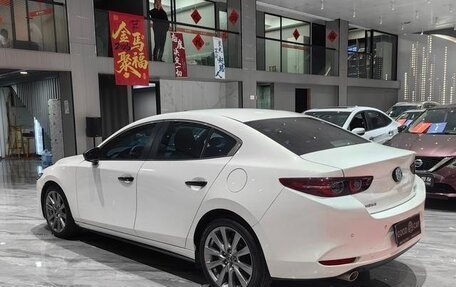 Mazda 3, 2022 год, 1 947 012 рублей, 5 фотография