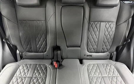 Mitsubishi Outlander III рестайлинг 3, 2022 год, 2 080 000 рублей, 12 фотография