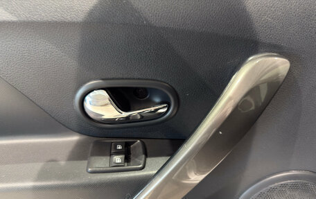 Renault Sandero II рестайлинг, 2016 год, 840 000 рублей, 10 фотография