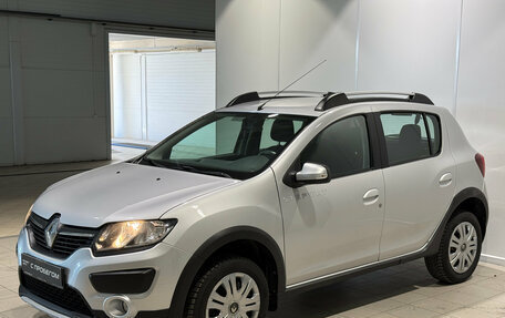 Renault Sandero II рестайлинг, 2016 год, 840 000 рублей, 2 фотография