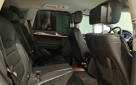 Volkswagen Touareg III, 2012 год, 1 920 000 рублей, 14 фотография