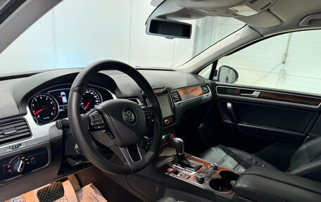 Volkswagen Touareg III, 2012 год, 1 920 000 рублей, 8 фотография