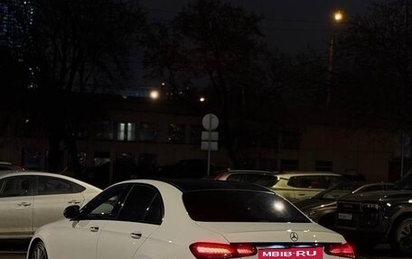 Mercedes-Benz E-Класс, 2021 год, 5 990 000 рублей, 6 фотография