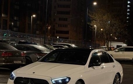 Mercedes-Benz E-Класс, 2021 год, 5 990 000 рублей, 3 фотография