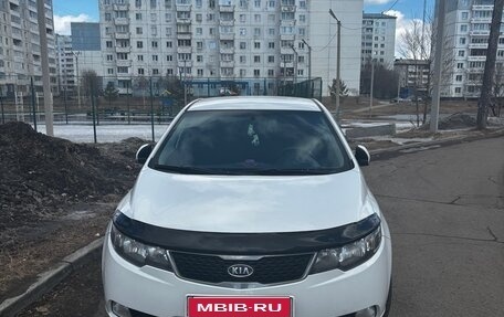 KIA Cerato III, 2011 год, 700 000 рублей, 1 фотография