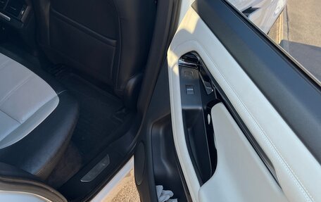 Land Rover Range Rover Evoque II, 2019 год, 4 299 000 рублей, 20 фотография