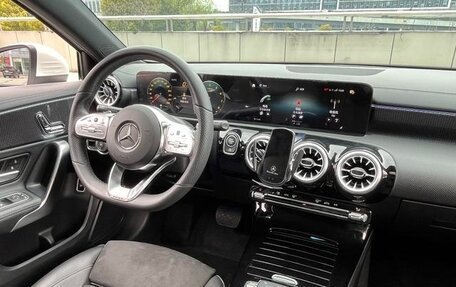 Mercedes-Benz A-Класс, 2022 год, 1 989 000 рублей, 12 фотография