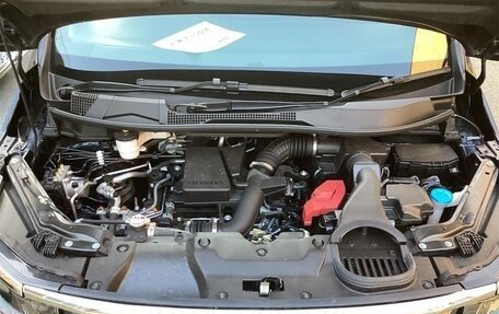 Honda Stepwgn, 2023 год, 2 620 000 рублей, 4 фотография