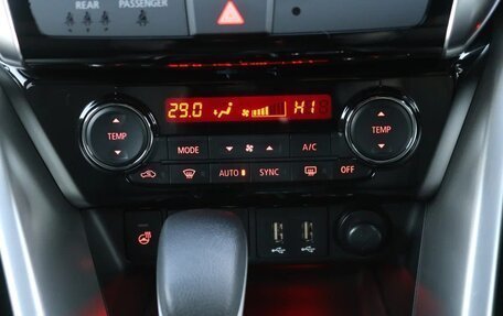 Mitsubishi Eclipse Cross, 2023 год, 2 358 000 рублей, 18 фотография