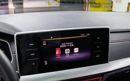 Volkswagen Lavida, 2023 год, 1 600 000 рублей, 12 фотография