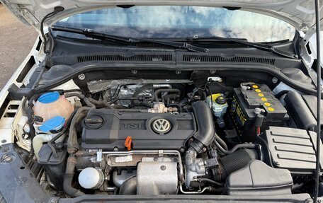 Volkswagen Jetta VI, 2013 год, 800 000 рублей, 10 фотография