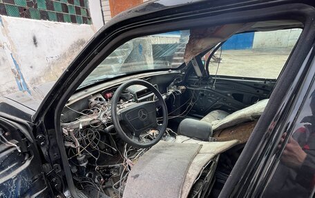 Mercedes-Benz E-Класс, 1995 год, 105 000 рублей, 10 фотография