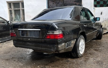 Mercedes-Benz E-Класс, 1995 год, 105 000 рублей, 4 фотография