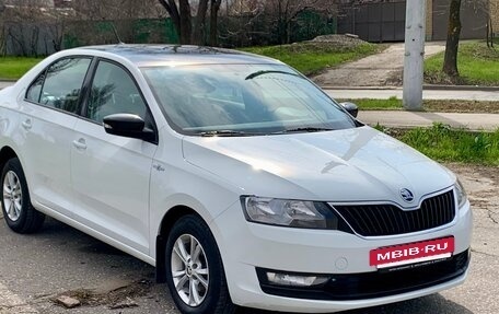Skoda Rapid I, 2018 год, 1 300 000 рублей, 2 фотография