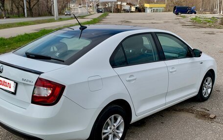 Skoda Rapid I, 2018 год, 1 300 000 рублей, 11 фотография