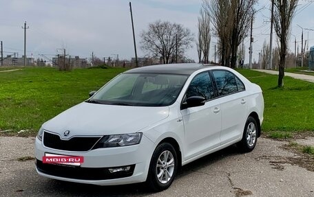 Skoda Rapid I, 2018 год, 1 300 000 рублей, 5 фотография