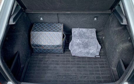 Skoda Rapid I, 2018 год, 1 300 000 рублей, 28 фотография