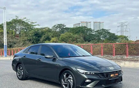 Hyundai Elantra, 2023 год, 1 490 000 рублей, 3 фотография