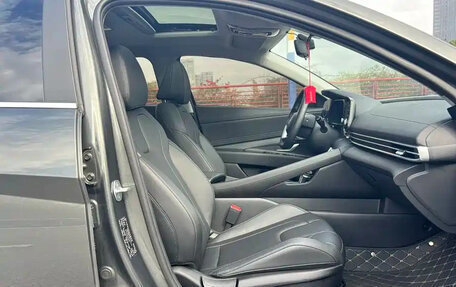 Hyundai Elantra, 2023 год, 1 490 000 рублей, 9 фотография