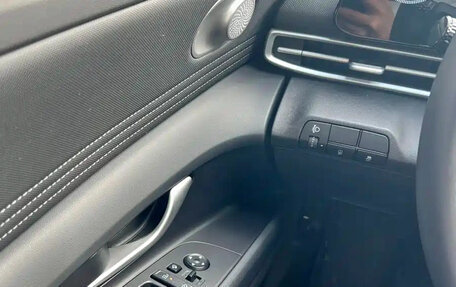 Hyundai Elantra, 2023 год, 1 490 000 рублей, 10 фотография