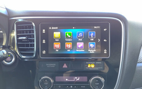 Mitsubishi Outlander III рестайлинг 3, 2018 год, 1 830 000 рублей, 18 фотография