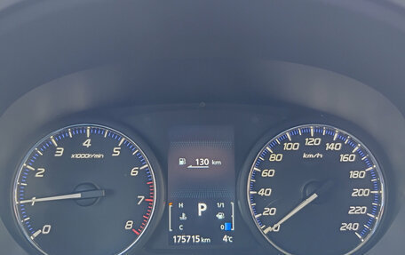 Mitsubishi Outlander III рестайлинг 3, 2018 год, 1 830 000 рублей, 16 фотография