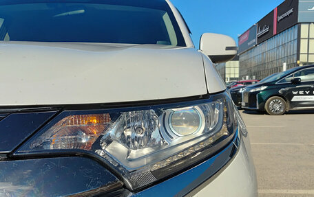 Mitsubishi Outlander III рестайлинг 3, 2018 год, 1 830 000 рублей, 21 фотография