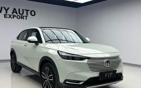 Honda Vezel, 2023 год, 1 820 000 рублей, 3 фотография