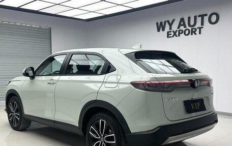 Honda Vezel, 2023 год, 1 820 000 рублей, 5 фотография