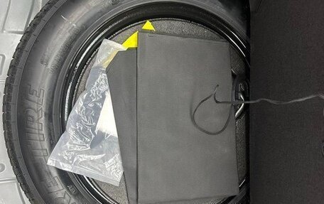 Honda Vezel, 2023 год, 1 820 000 рублей, 16 фотография