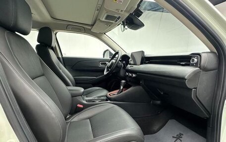 Honda Vezel, 2023 год, 1 820 000 рублей, 10 фотография