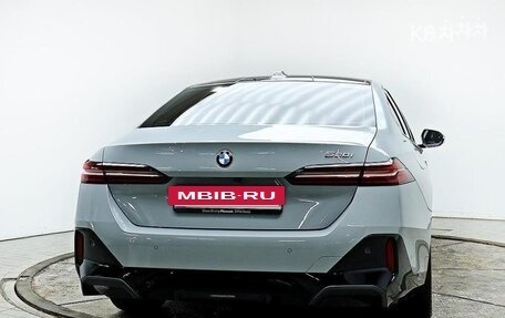 BMW 5 серия, 2025 год, 7 080 000 рублей, 2 фотография