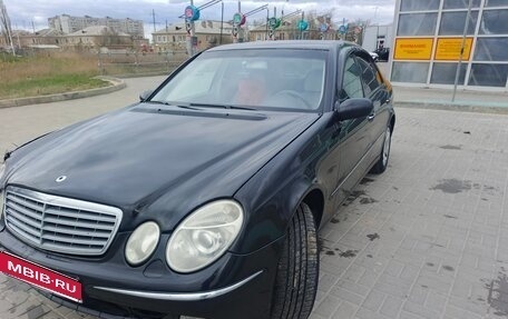 Mercedes-Benz E-Класс, 2003 год, 380 000 рублей, 1 фотография