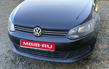 Volkswagen Polo VI (EU Market), 2013 год, 550 000 рублей, 1 фотография