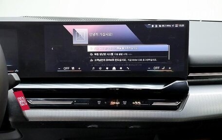 BMW 5 серия, 2025 год, 7 080 000 рублей, 9 фотография