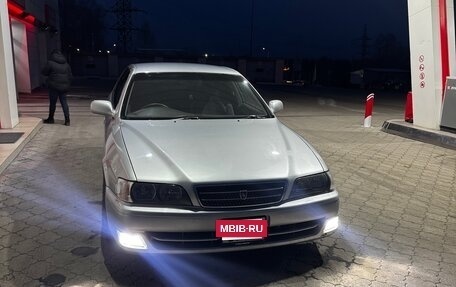 Toyota Chaser VI, 1997 год, 910 000 рублей, 2 фотография