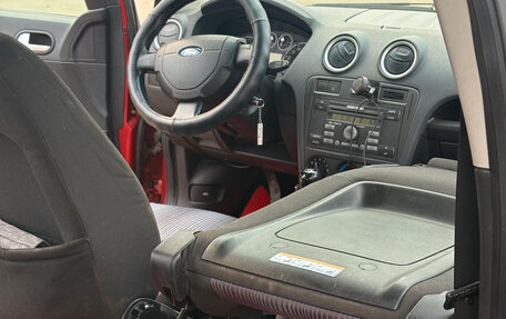 Ford Fusion I, 2006 год, 350 000 рублей, 3 фотография