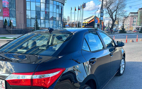 Toyota Corolla, 2018 год, 1 890 000 рублей, 3 фотография