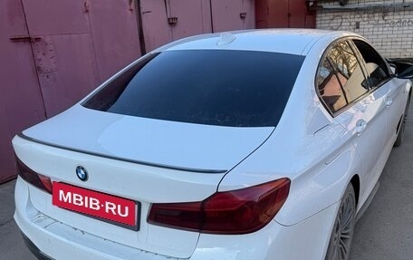 BMW 5 серия, 2017 год, 3 360 000 рублей, 2 фотография