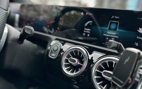 Mercedes-Benz CLA, 2020 год, 3 590 000 рублей, 21 фотография