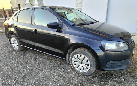 Volkswagen Polo VI (EU Market), 2013 год, 550 000 рублей, 2 фотография