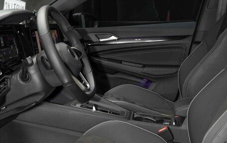 Volkswagen Golf VIII, 2023 год, 1 860 000 рублей, 11 фотография